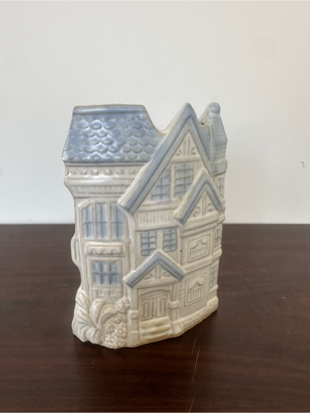 Ceramic Vintage San Francisco House Figurine in Cream and Light Blue